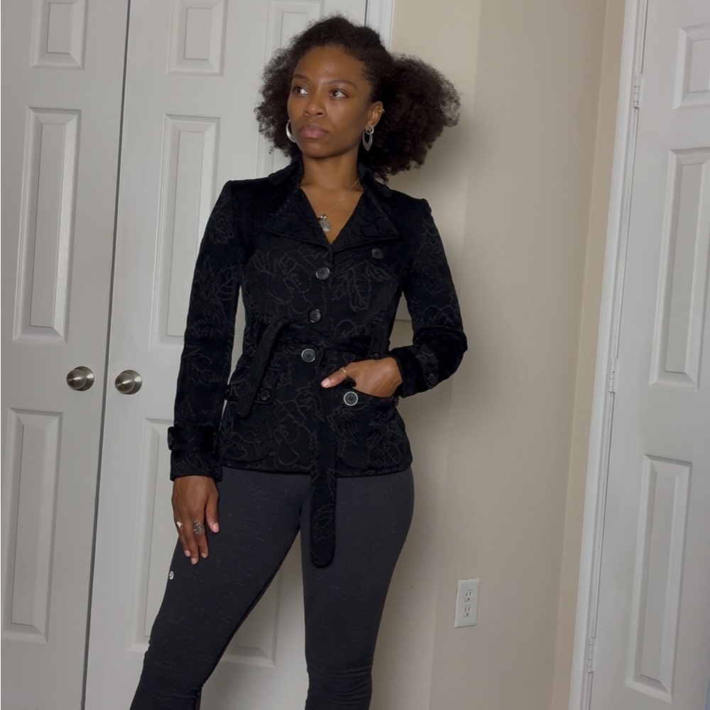 Chic Black Women's Jacket